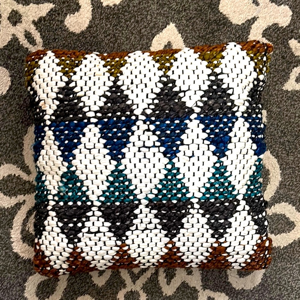 Nordstrom - Handwoven Throw Pillow